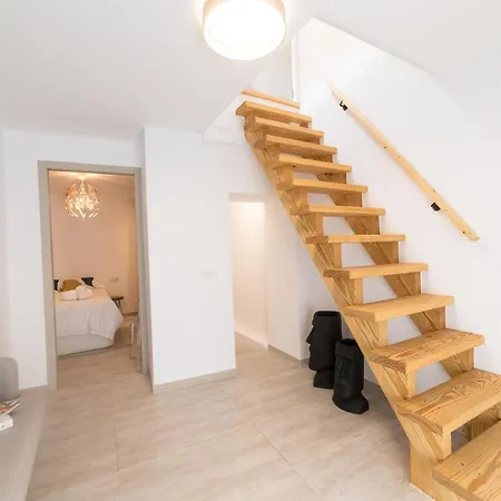 Moonkey - Casa Toledo Tatil Evi Alicante